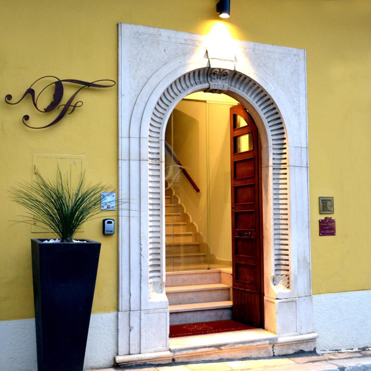 Forentum Suite Lavello المظهر الخارجي الصورة